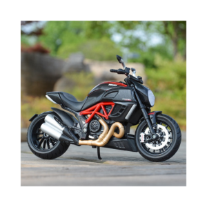 Maisto 1/12 Ducati Diavel CARBON