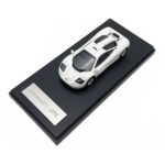 1:64 LCD Models McLaren F1 (White) LCD64025-WH