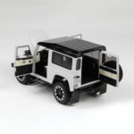 1/18 LCD Defender 90 Works V8 70th Edition (White)