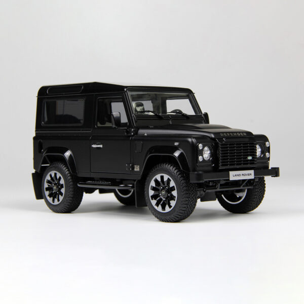 1/18 LCD Defender 90 Works V8 70th Edition (Black)