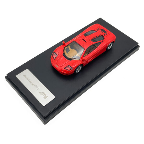 1:64 LCD Models McLaren F1 (Red) LCD64025-RE