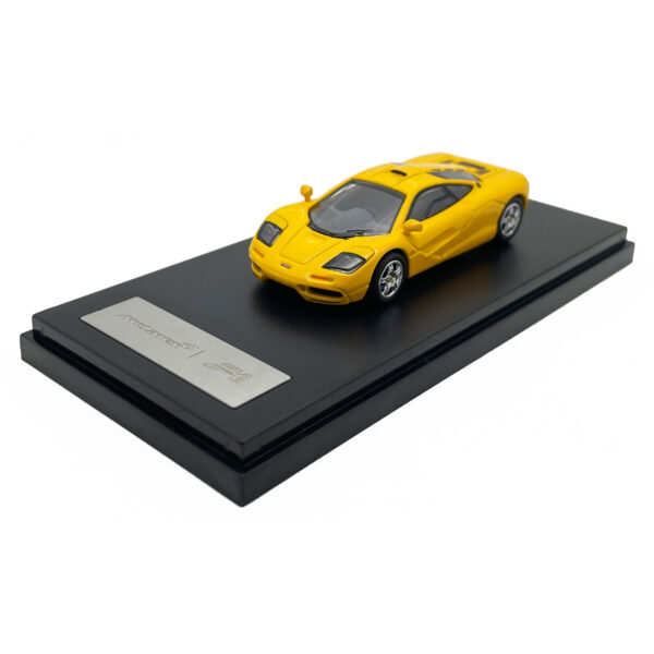 1:64 LCD Models McLaren F1 (Yellow) LCD64025-YE