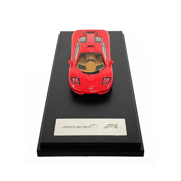 1:64 LCD Models McLaren F1 (Red) LCD64025-RE