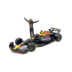 Bburago 124 Max Verstappen Red Bull RB19 #1 Formula 1 World Champion 2023 with figure 18-28036