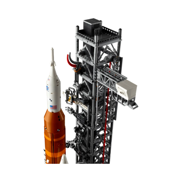 LEGO ICONS NASA Artemis Space Launch System 10341