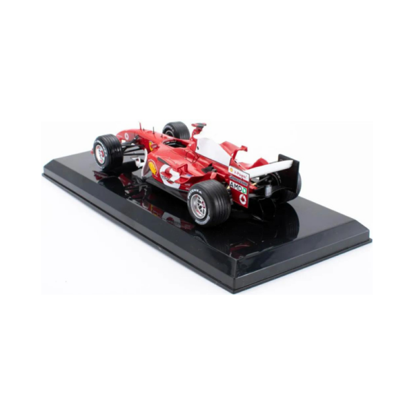 Premium Collectibles 1:24 M. Schumacher Ferrari F2004 #1 formula 1 World Champion 2004