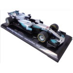 Premium Collectibles 1/24 F1 Model Car Mercedes-AMG 2017 World Champion W08 EQ Power+ #44 Lewis Hamilton MW2ALA0058