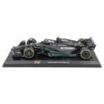 Bburago 1/24 F1 Model Car with Figure Mercedes-AMG Petronas 2023 W14 E-Performance #44 Lewis Hamilton 18-28028