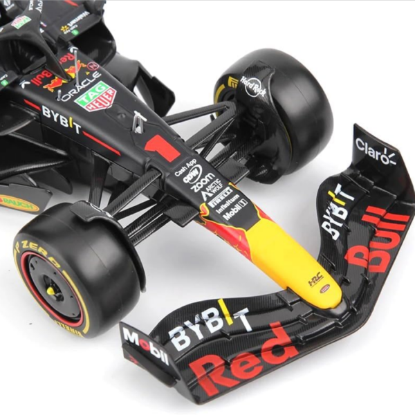 Bburago 1/24 F1 Model Car (Premium Version) Oracle Red Bull Racing 2023 RB19 #1 Max Verstappen 18-28030