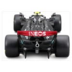 Bburago 1/24 F1 Model Car with Figure Mercedes-AMG Petronas 2023 W14 E-Performance #44 Lewis Hamilton 18-28028