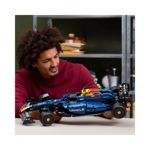 LEGO Exclusives Oracle Red Bull Racing RB20 F1 Car 42206