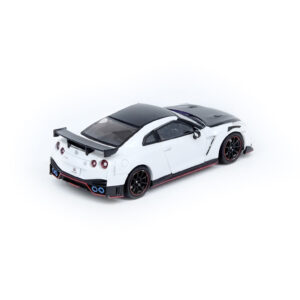 INNO64 Nissan GTR R35 Nismo White