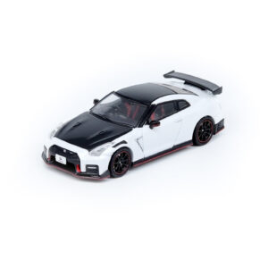 INNO64 Nissan GTR R35 Nismo White