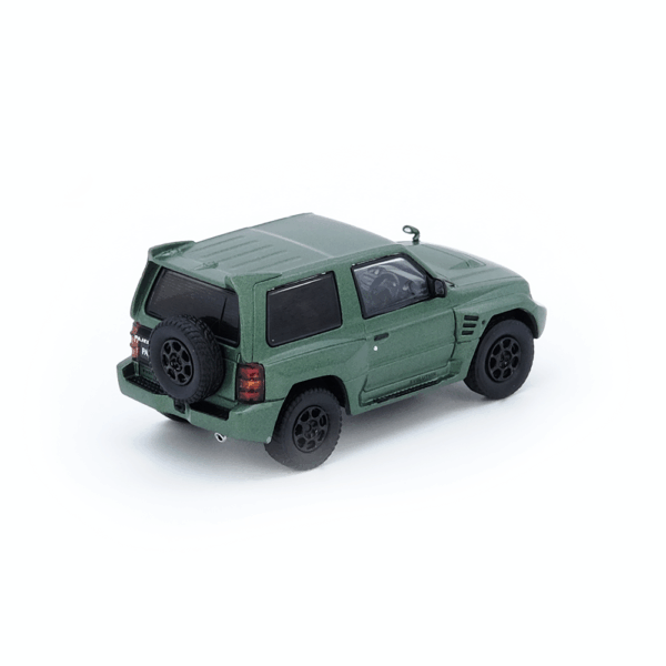 INNO64 MITSUBISHI PAJERO EVOLUTION Satin Green
