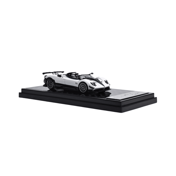 LCD 1/64 Pagani Zonda HP Barchetta (White color)