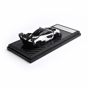 1:64 LCD McLaren Senna GTR (White)
