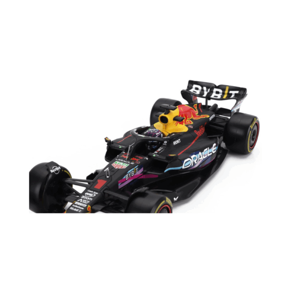 Bburago 1:24 F1 Model Car Red Bull RB19 2023 #1 MAX VERSTAPPEN With Pilot and Showcase 18-28030-V-MIAMI