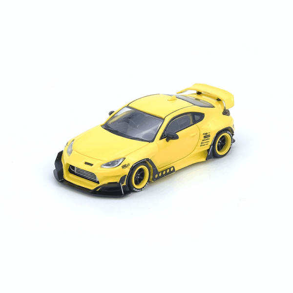 INNO64 TOYOTA GR86 "PANDEM" Yellow