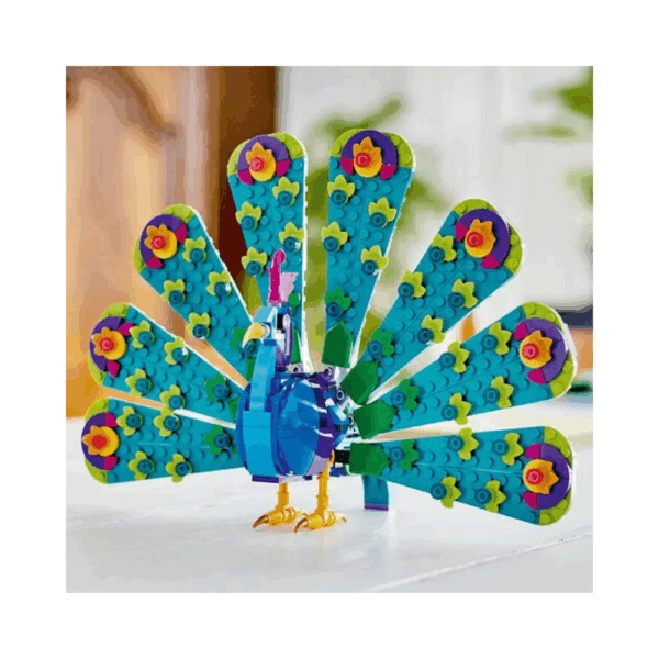 LEGO Creator 3 in 1 Exotic Peacock 31157