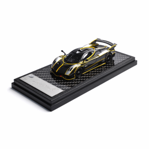 LCD 1/64 Pagani Huayra R (Black carbon and silver)