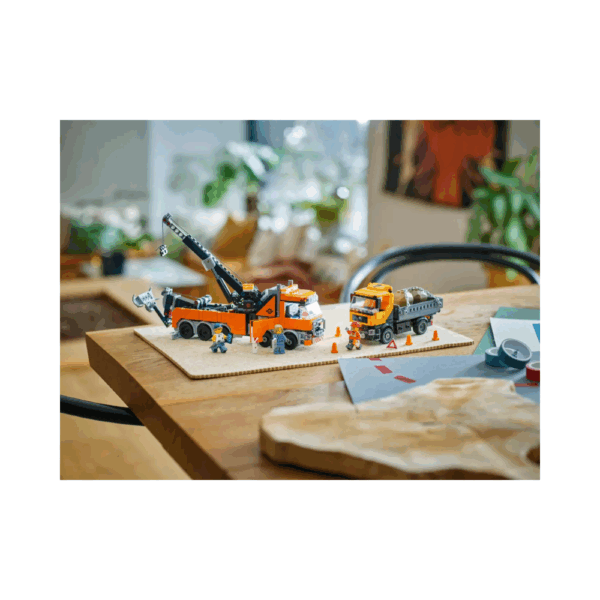 LEGO CITY Heavy-Duty Recovery Tow Truck with Crane 60467-4