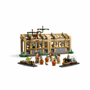 LEGO Harry Potter Hogwarts Castle: Herbology Class 76445