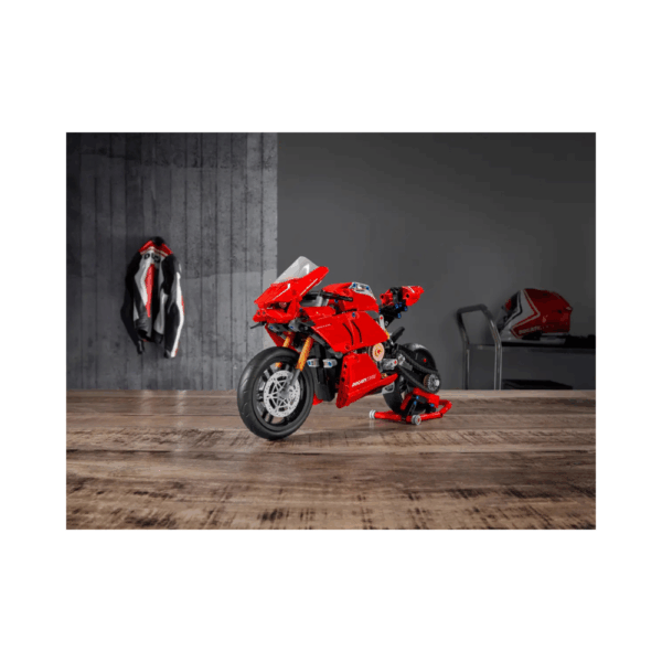 LEGO TECHNIC Ducati Panigale V4 R 42107-4