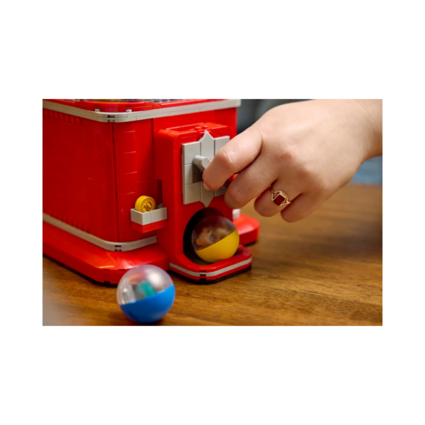 LEGO Ideas Minifigure Vending Machine 21358
