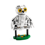 LEGO Harry Potter Hedwig at 4 Privet Drive 76425-1
