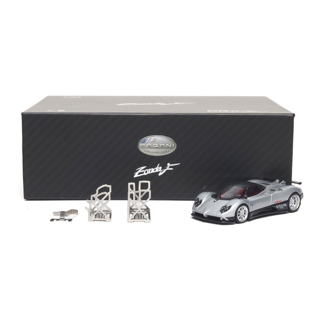Almost Real Pagani Zonda F 2005 in Grigio Mercurio 1/64